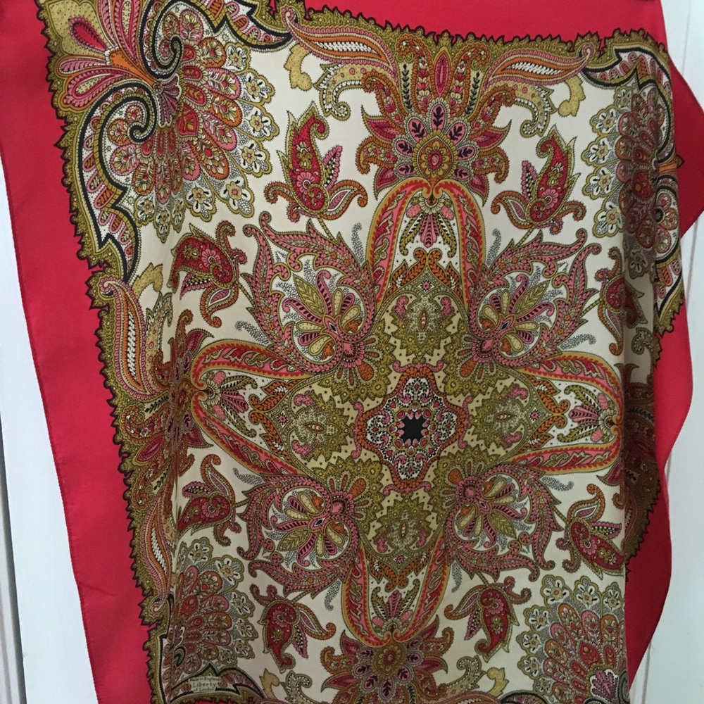 Scarf - Picture 4 of 4